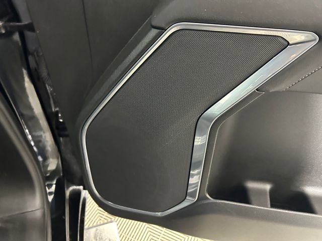 Used 2023 GMC Sierra 1500 SLT image 30