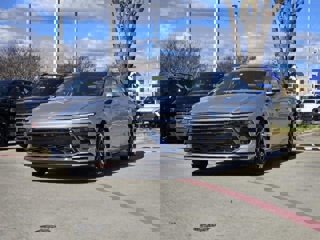 New 2026 Hyundai Sonata SEL image 2