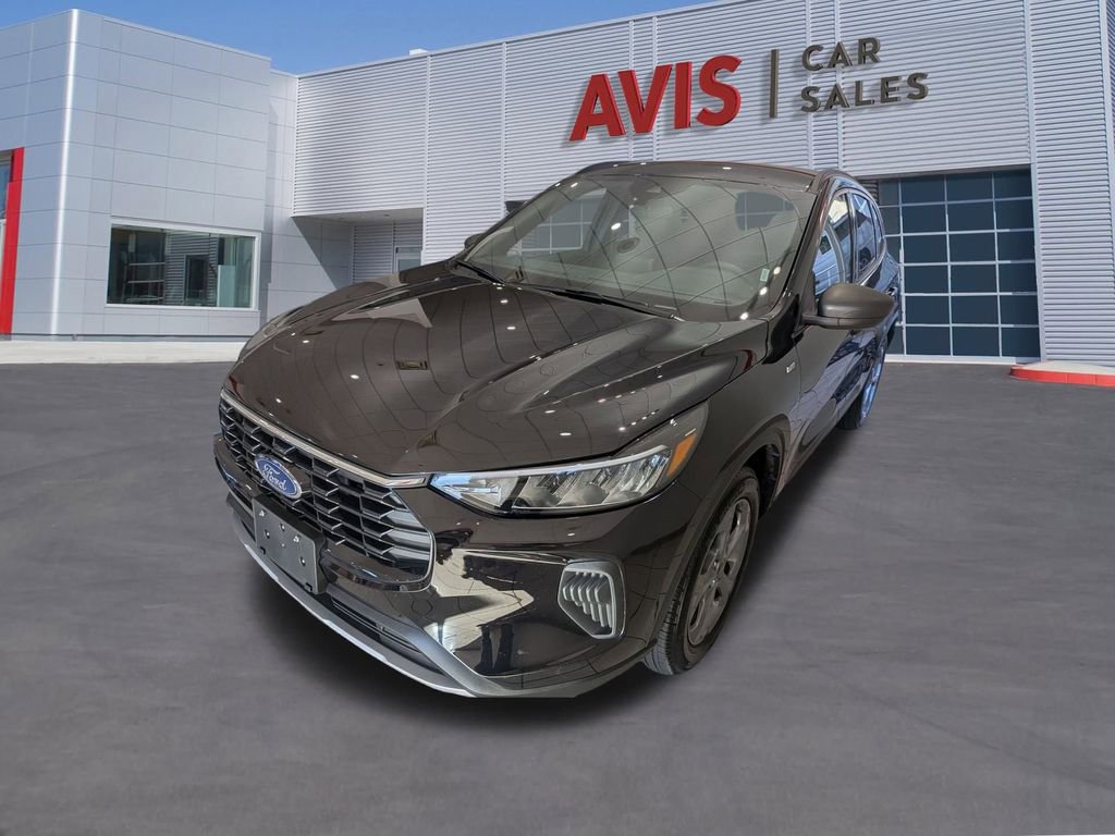 Used 2025 Ford Escape ST-Line
