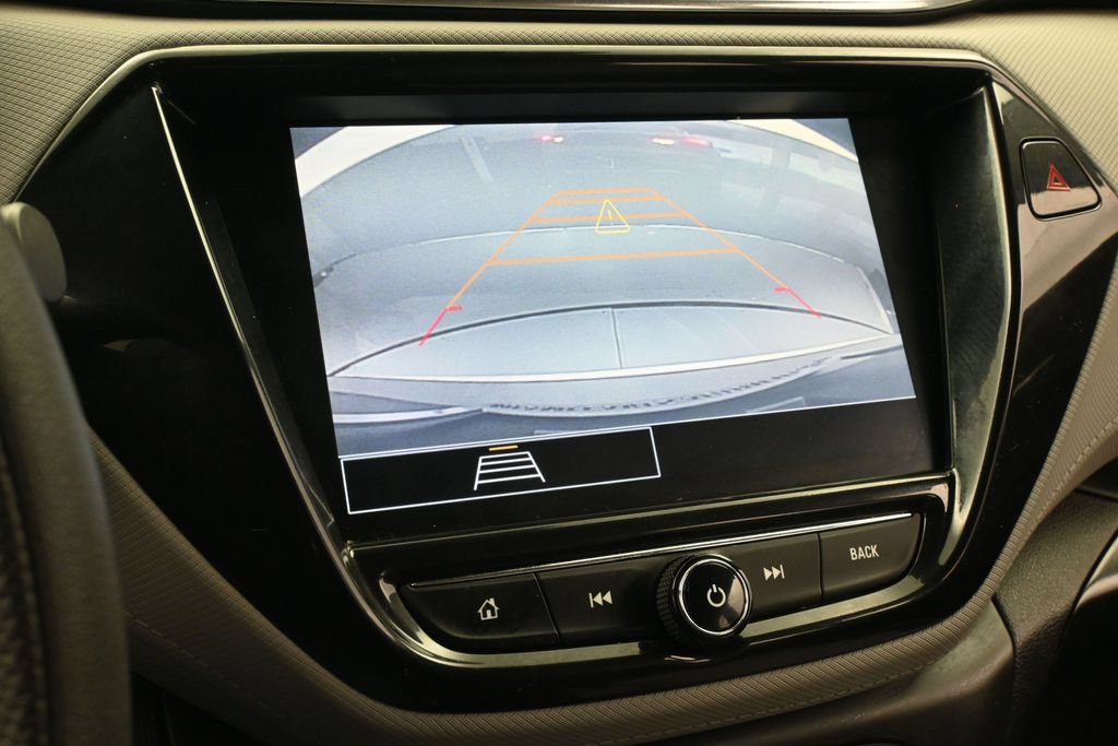 Used 2021 Chevrolet TrailBlazer LT w/ Sun and Liftgate Package FWD image 18