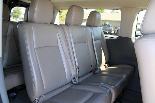 Used 2016 Nissan NV 3500 SL RWD image 19