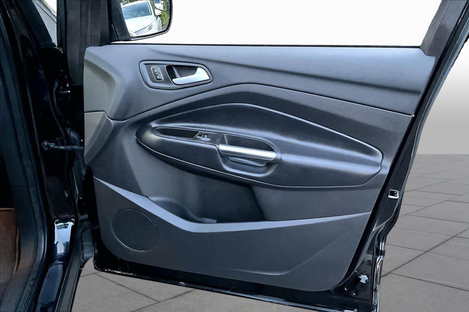 Used 2019 Ford Escape SE AWD/4WD image 21