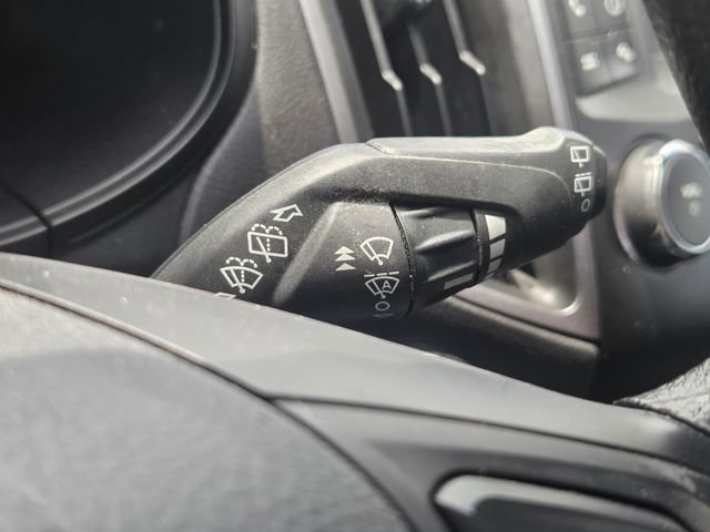 Used 2019 Ford Edge SE FWD image 42