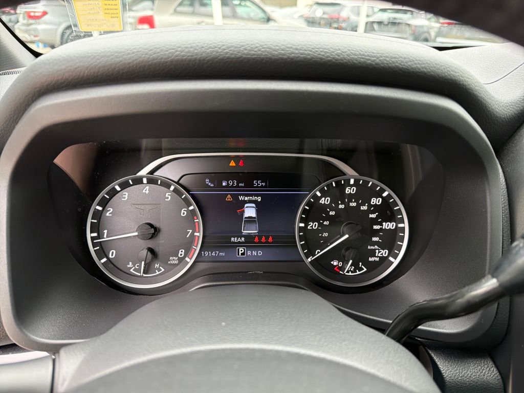 Used 2024 Nissan Titan SV w/ SV Bronze Edition Package image 24