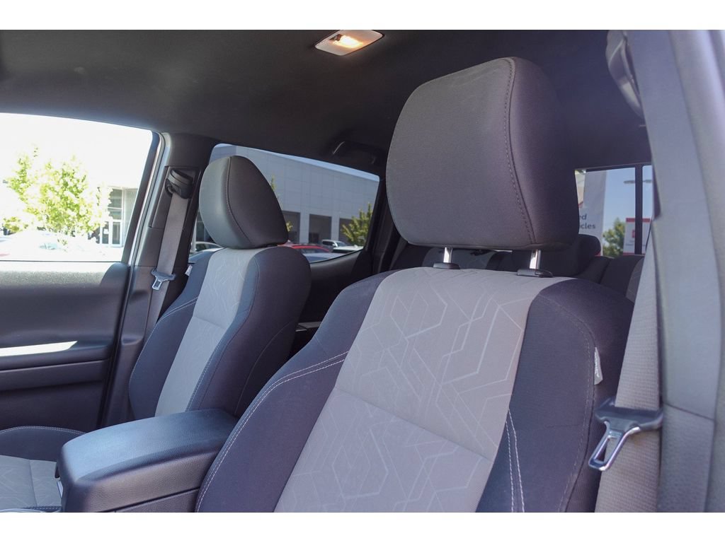 Certified 2023 Toyota Tacoma TRD Off-Road w/ Advanced Technology Package AWD/4WD image 13