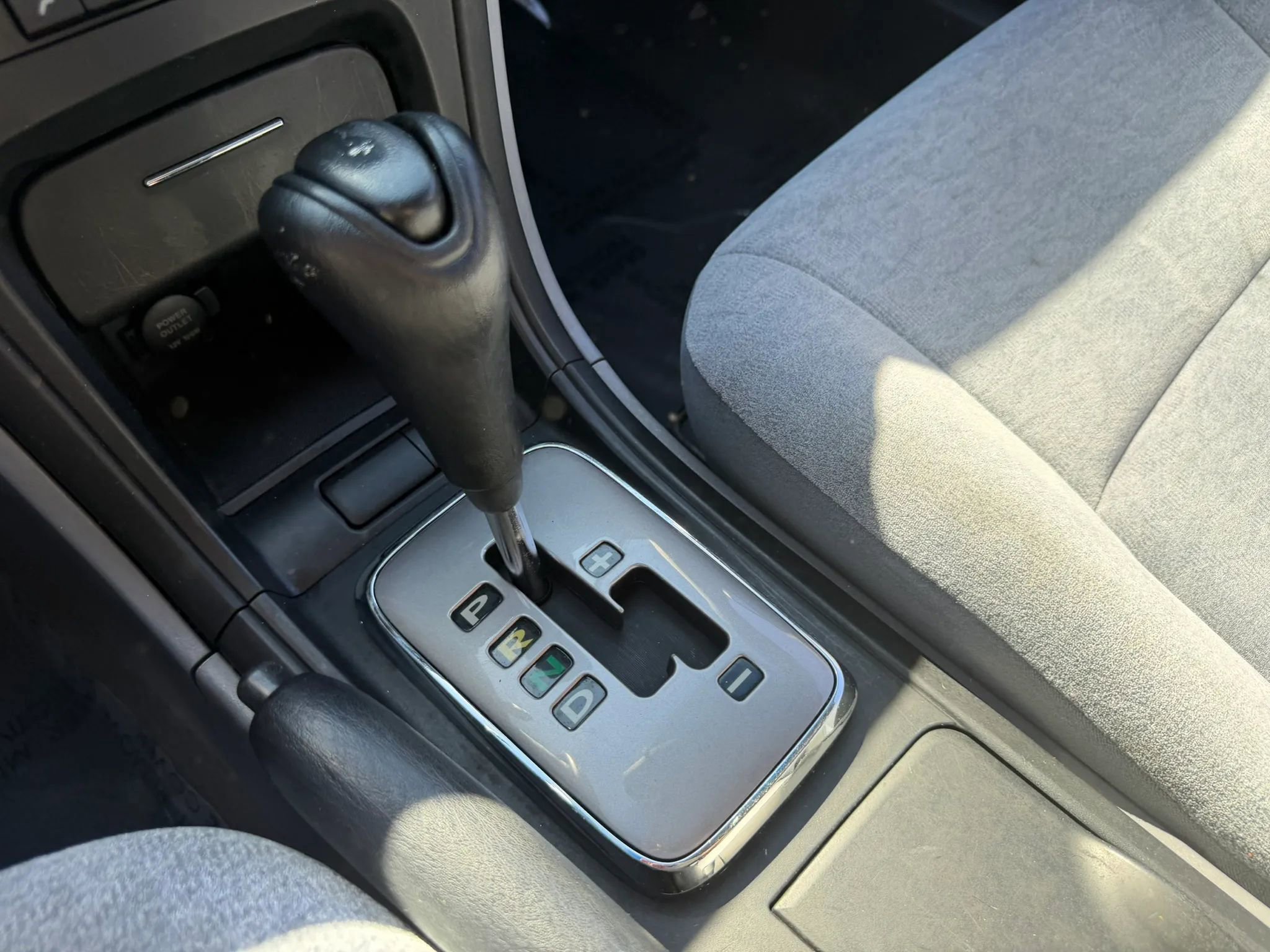 Used 2004 Kia Optima EX FWD image 18