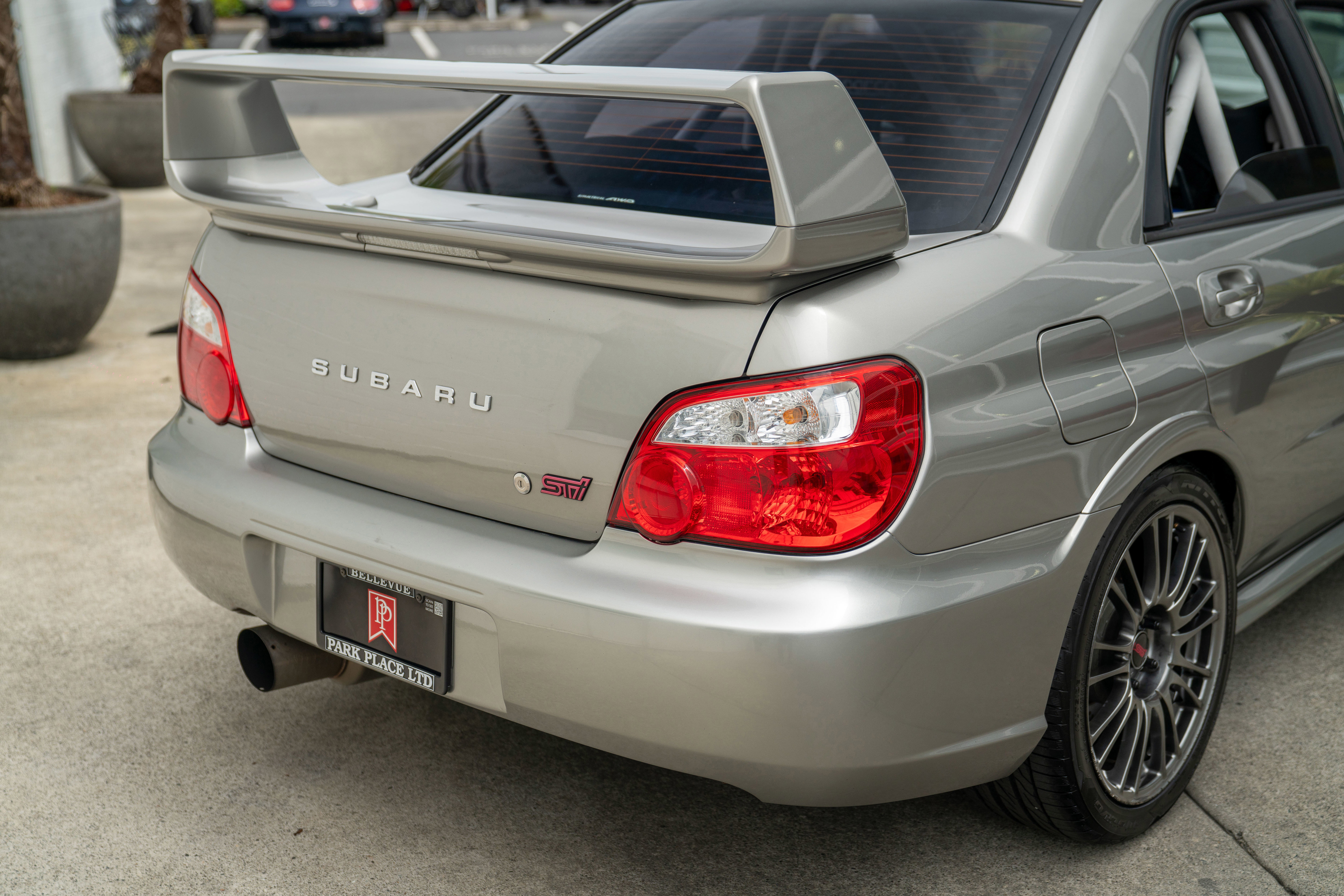 Used 2005 Subaru Impreza WRX STI image 8