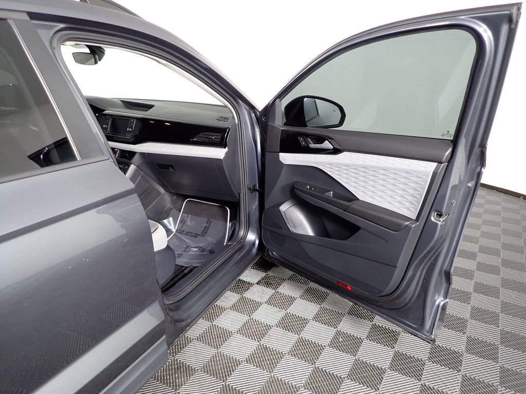 Used 2023 Volkswagen Taos S image 39