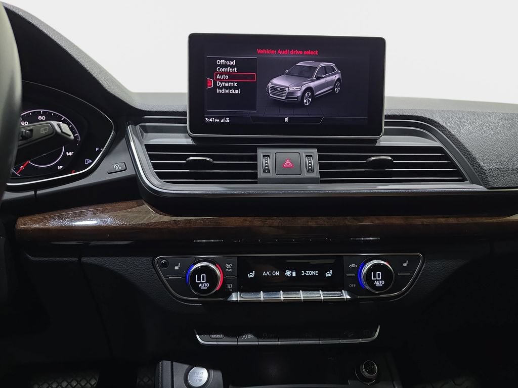 Used 2019 Audi Q5 Premium Plus w/ Premium Plus Package AWD/4WD image 23