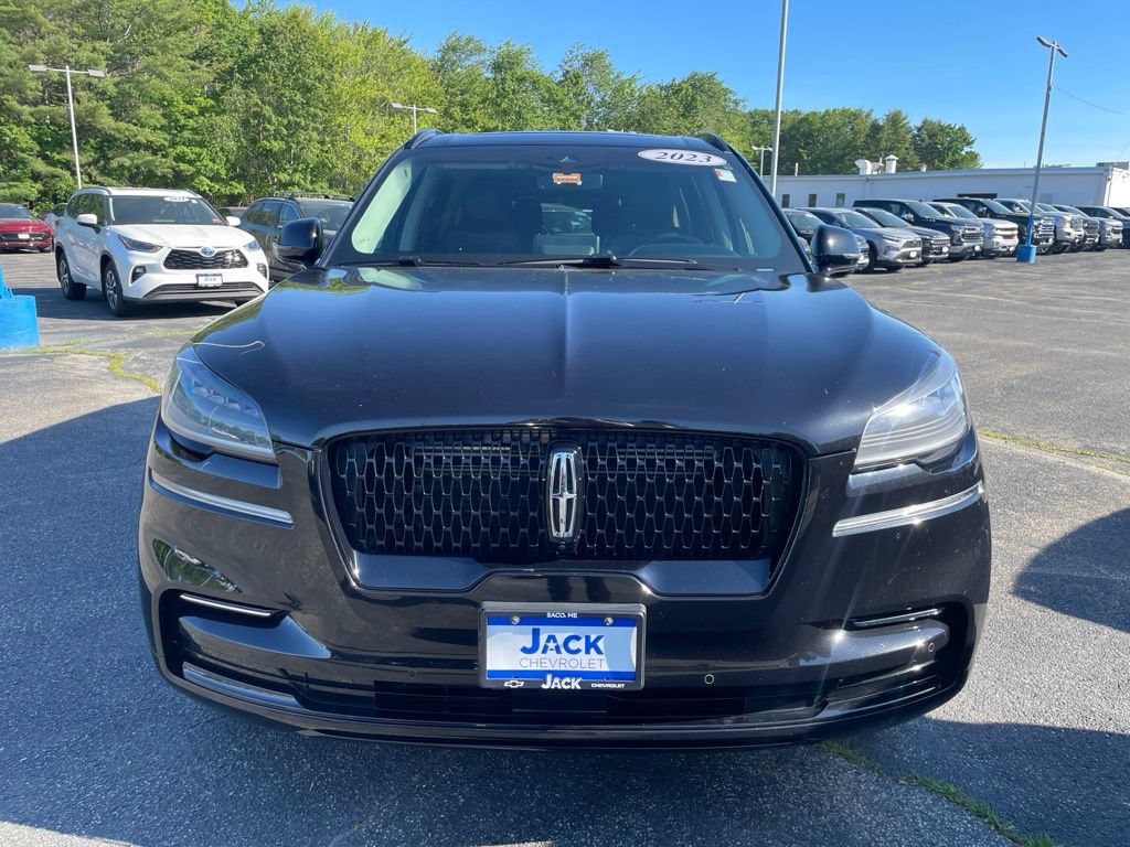 Used 2023 Lincoln Aviator Reserve w/ Jet Package AWD/4WD image 2