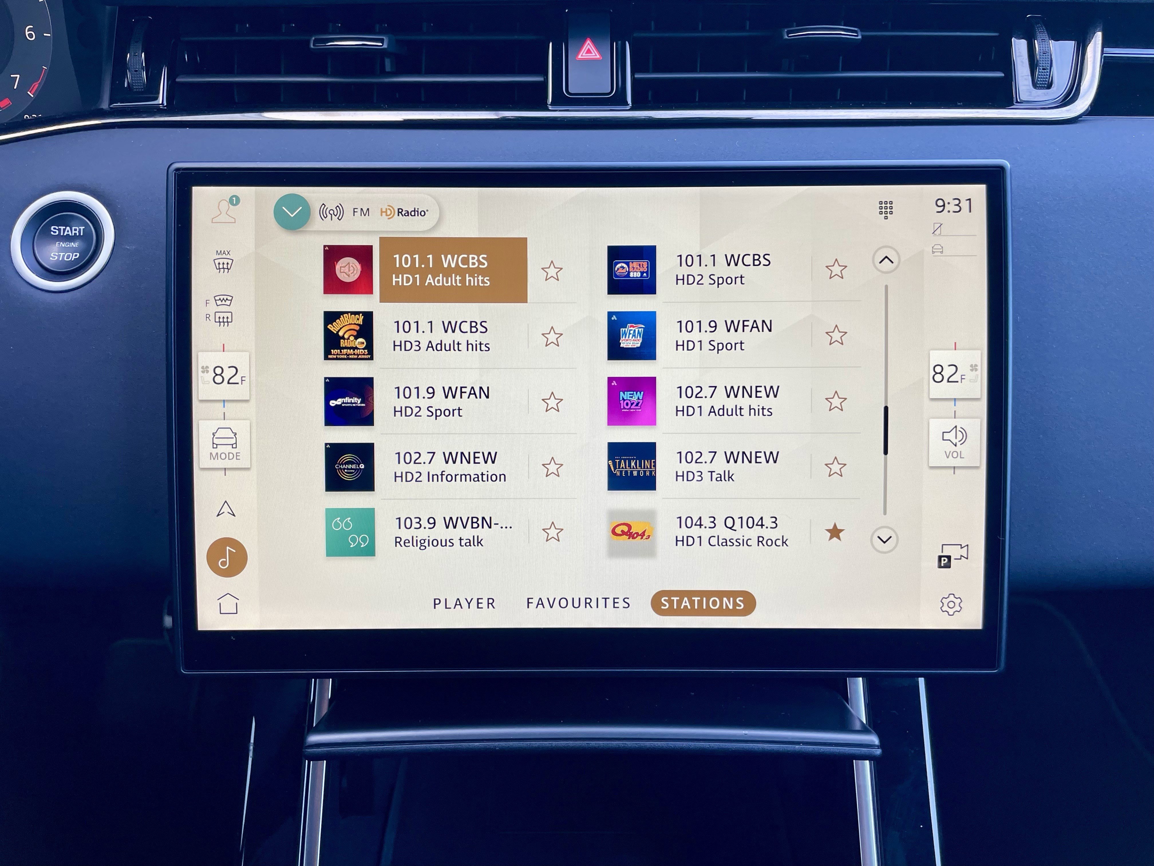 Certified 2024 Land Rover Range Rover Evoque Dynamic SE image 29