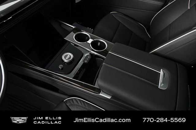 New 2025 Cadillac Escalade Premium Luxury w/ Touring Package AWD/4WD image 17