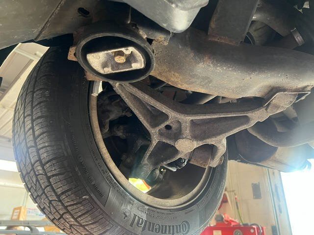 Used 2002 Ford Thunderbird RWD image 41