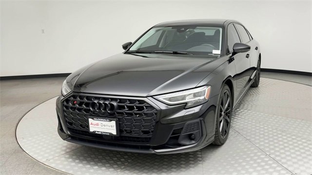 Used 2023 Audi S8 w/ S8 Executive Package image 7
