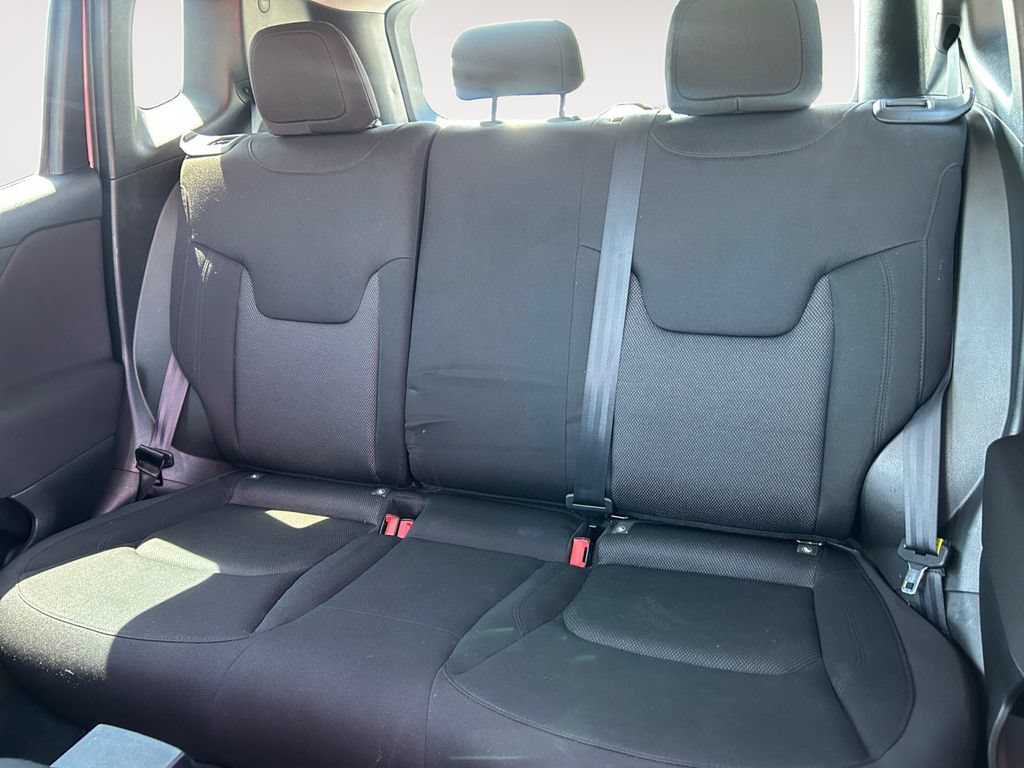 Used 2021 Jeep Renegade Sport AWD/4WD image 13
