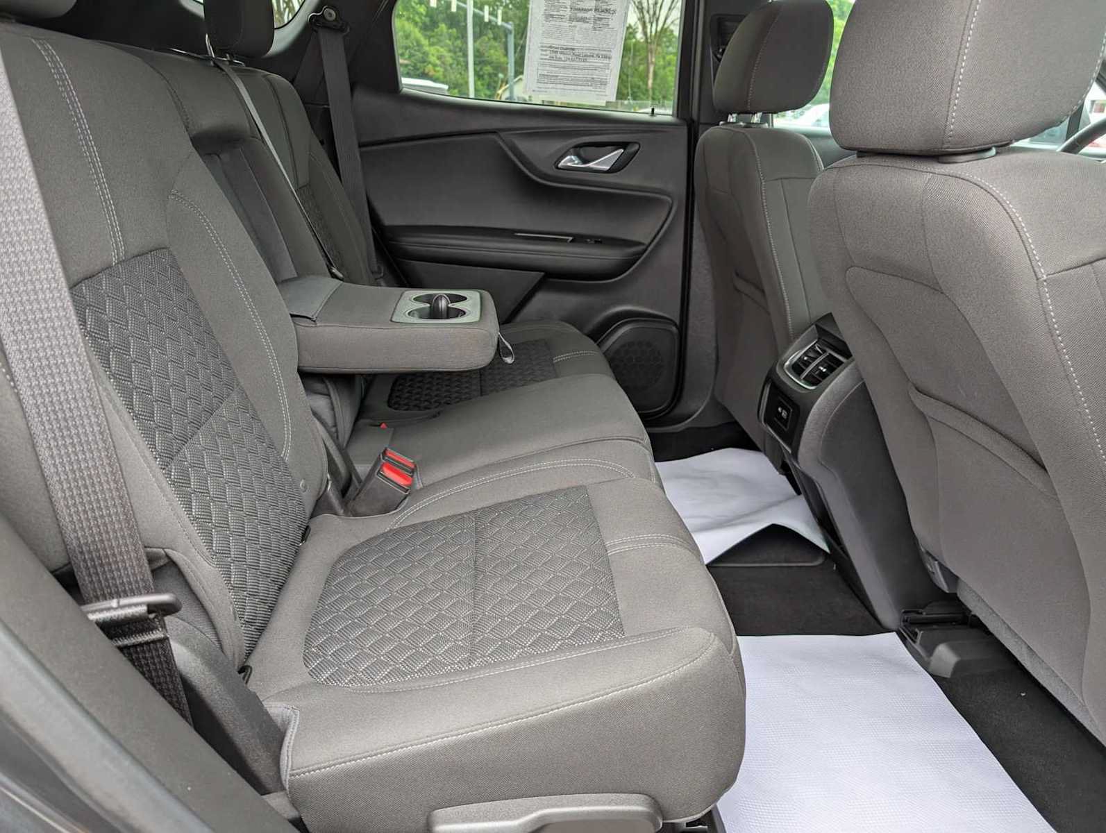 Used 2019 Chevrolet Blazer LT AWD/4WD image 39