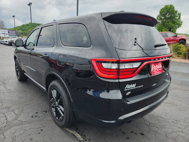 Used 2024 Dodge Durango GT image 3