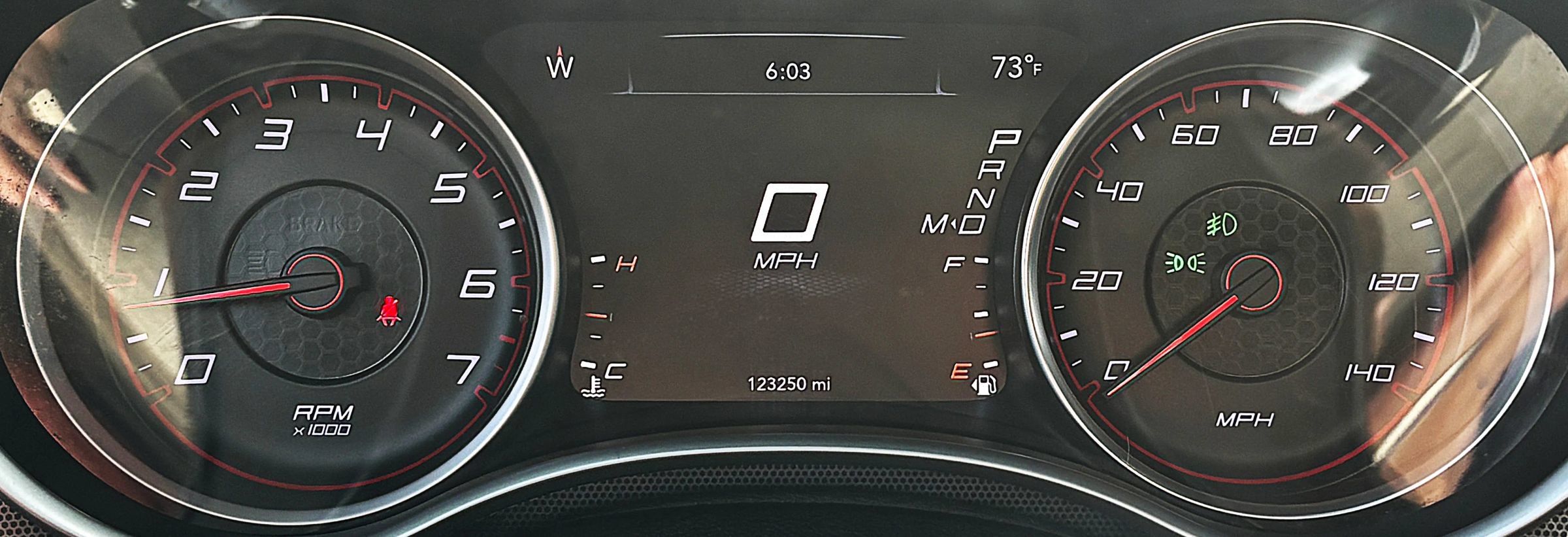 Used 2015 Dodge Charger SXT RWD image 21