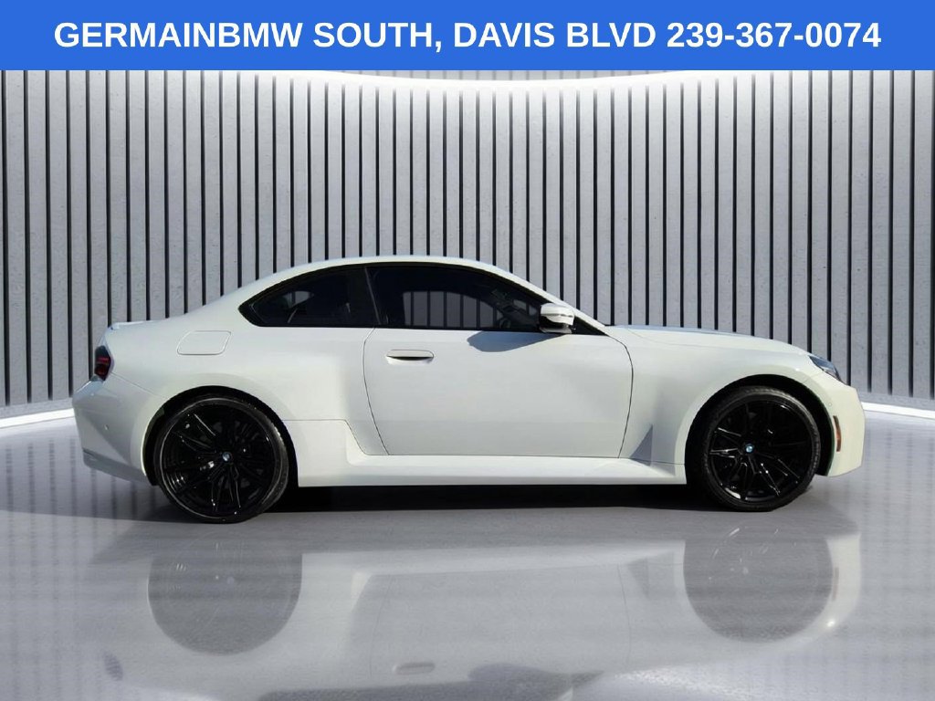 Used 2026 BMW M2 w/ Lighting Package RWD image 4