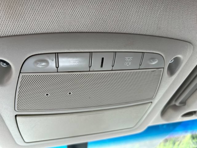 Used 2018 Nissan Pathfinder S AWD/4WD image 23