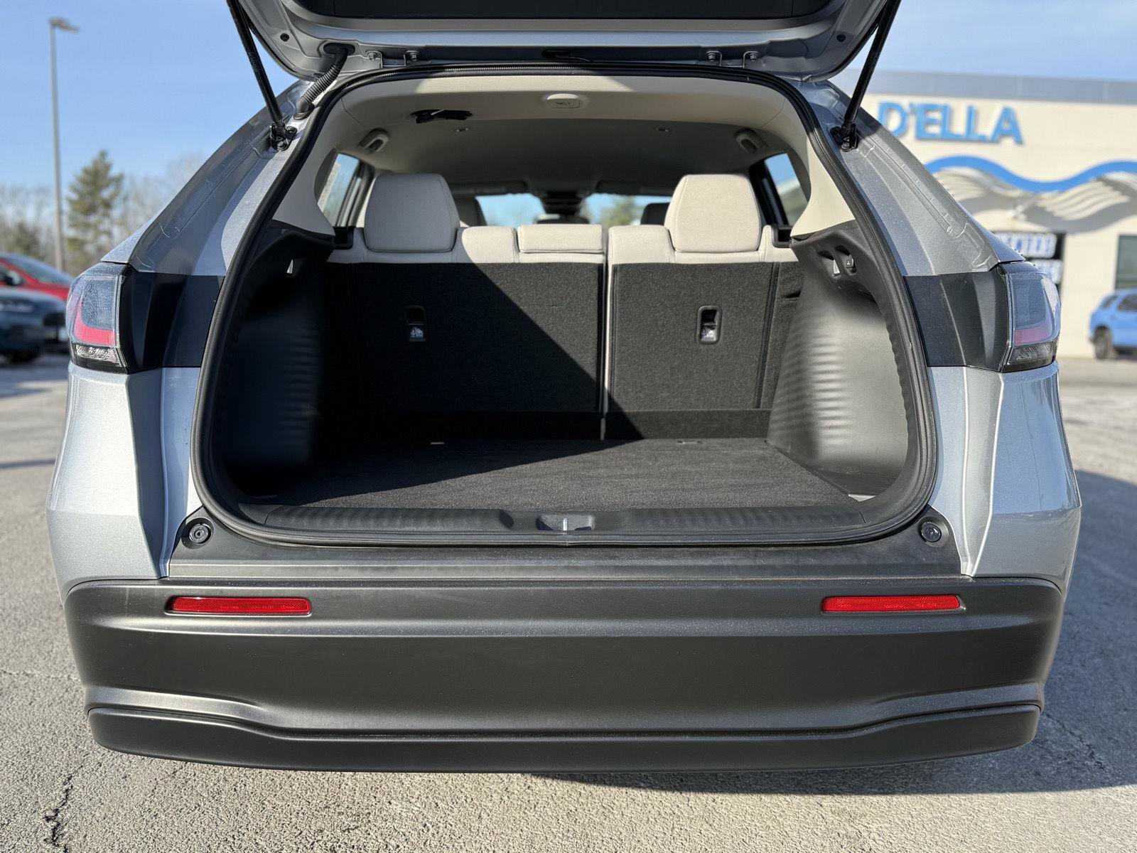 Certified 2023 Honda HR-V LX image 10