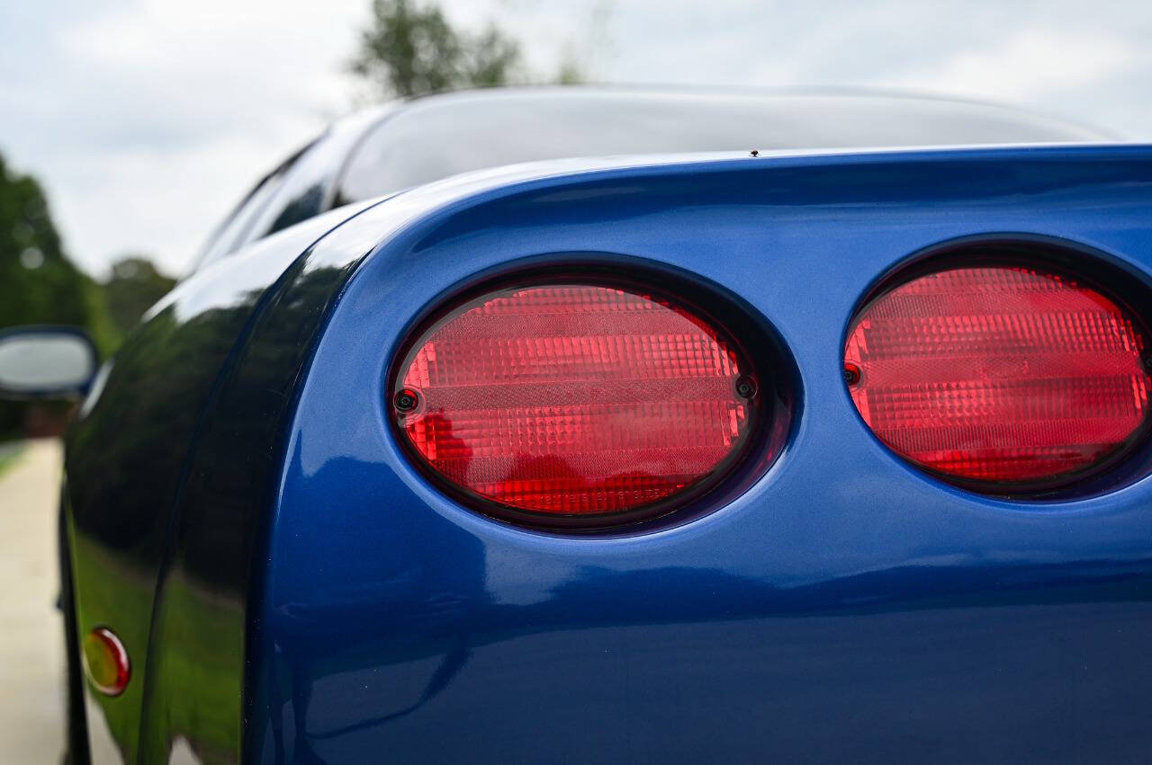 Used 2003 Chevrolet Corvette Z06 w/ Memory Package, 3 Drivers RWD image 29