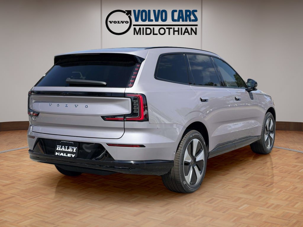 New 2026 Volvo EX90 Plus RWD image 18