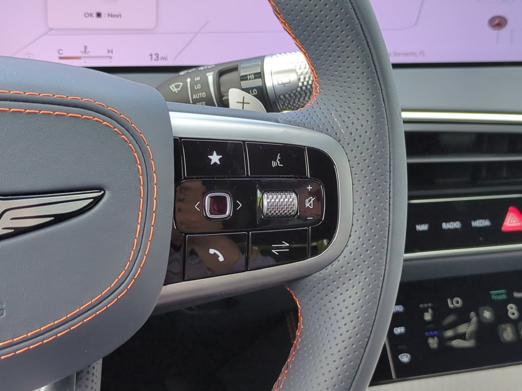 New 2026 Genesis GV70 2.5T Sport Prestige AWD/4WD image 22