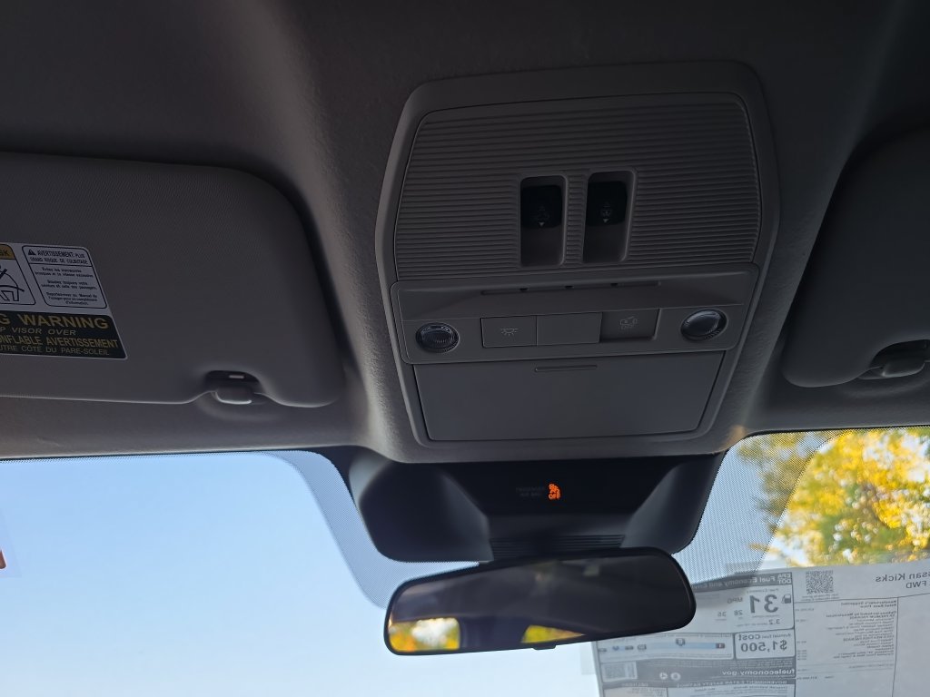 New 2027 Nissan Kicks SR w/ SR Premium Package FWD image 41