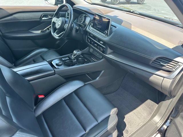 Used 2023 Nissan Rogue SV w/ SV Premium B Package AWD/4WD image 23