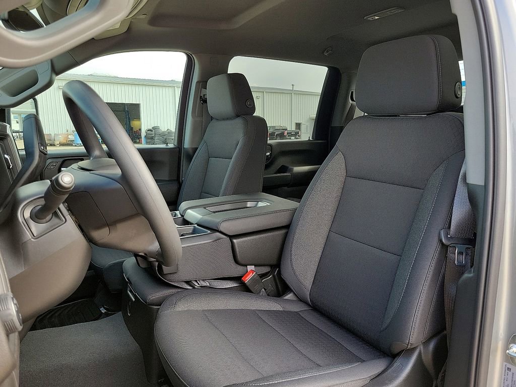 New 2025 Chevrolet Silverado 2500 Custom w/ Custom Value Package image 12