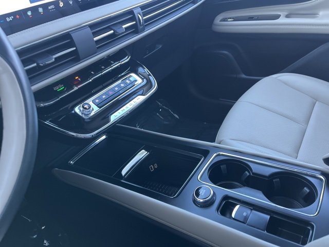 Used 2025 Lincoln Corsair Grand Touring w/ Equipment Group 301A image 37