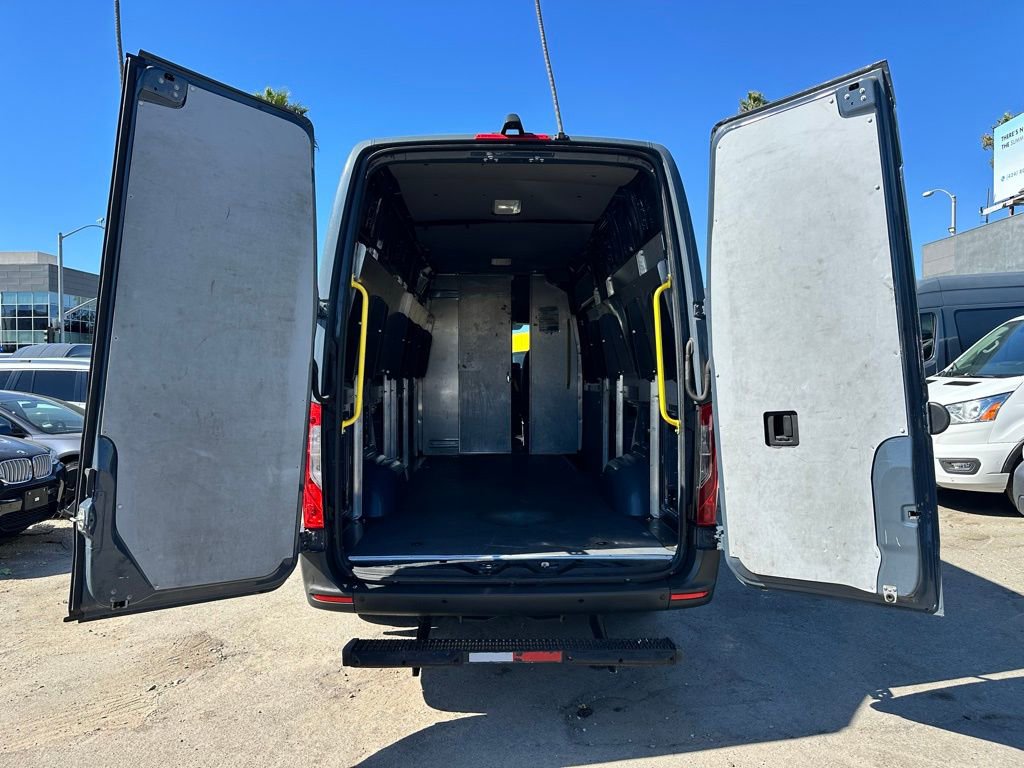 Used 2019 Mercedes-Benz Sprinter 170 image 7