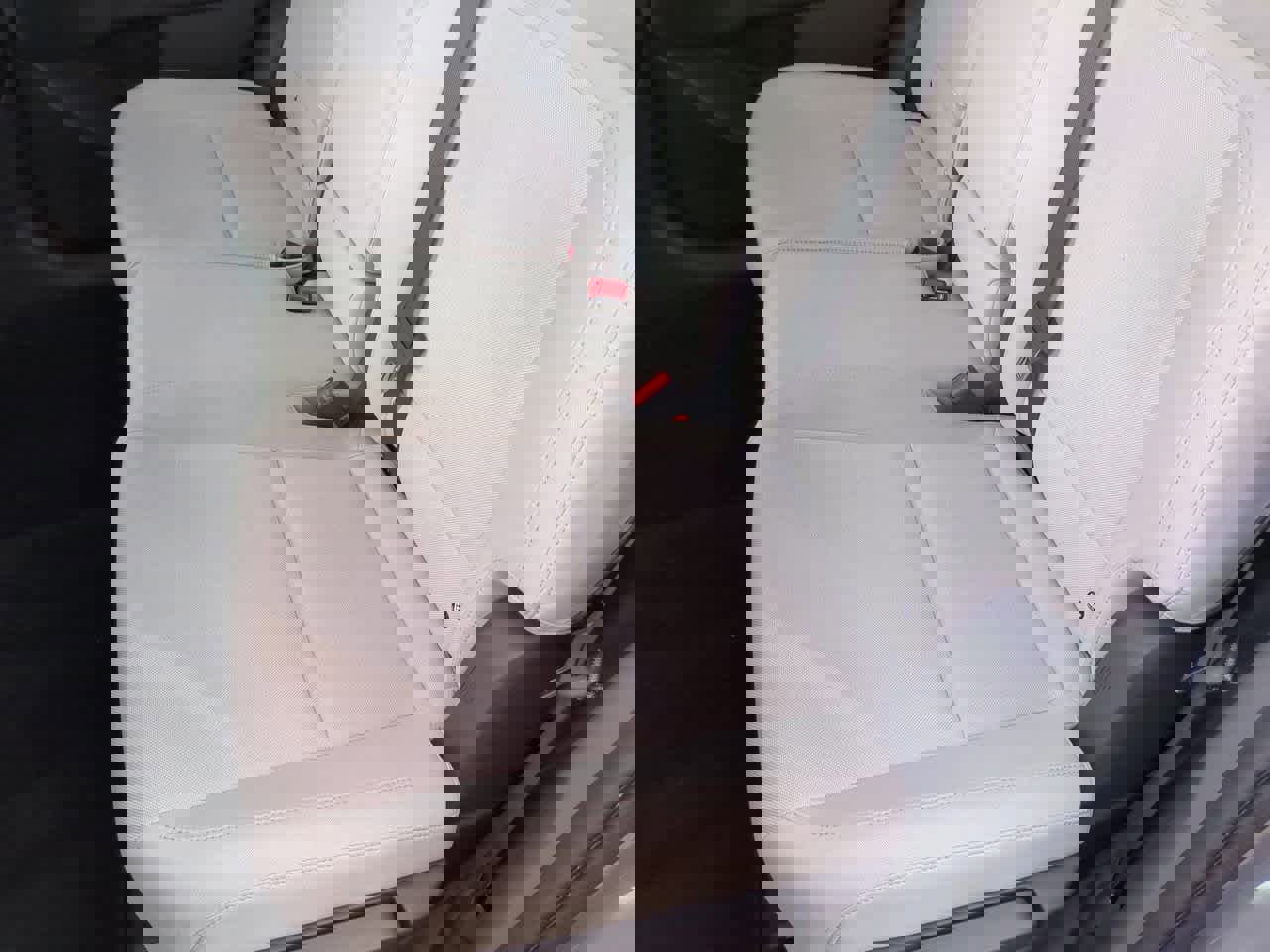 Used 2024 Hyundai Santa Fe SE image 20