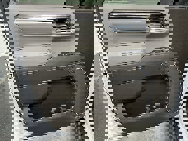 Certified 2022 Chevrolet Silverado 1500 LTZ w/ Technology Package image 22