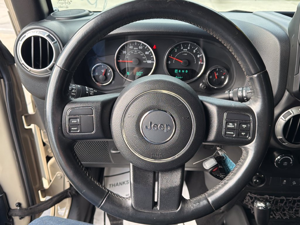Used 2016 Jeep Wrangler Unlimited Sahara w/ Max Tow Package AWD/4WD image 18