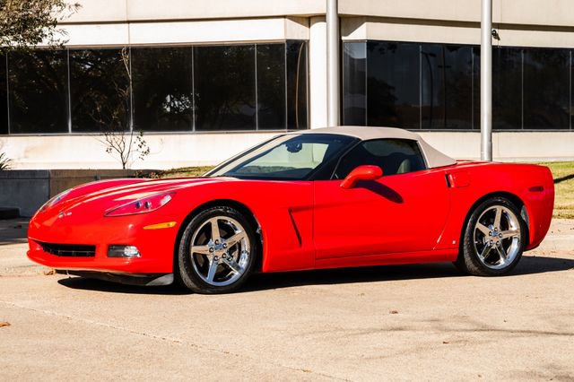 Used 2006 Chevrolet Corvette Convertible w/ Preferred Equipment Group image 65
