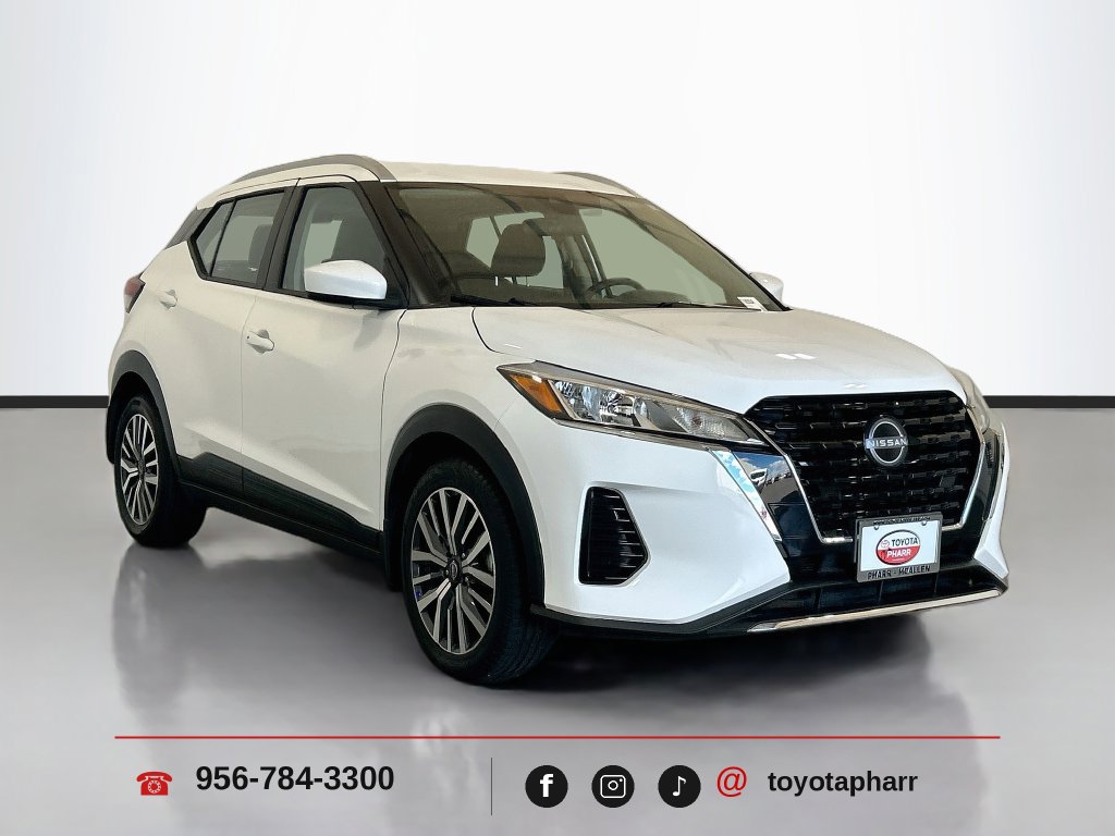 Used 2024 Nissan Kicks SV FWD image 3