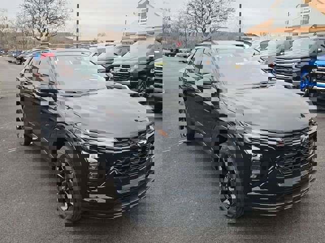 New 2026 Chevrolet Trax LT w/ Midnight Edition image 10