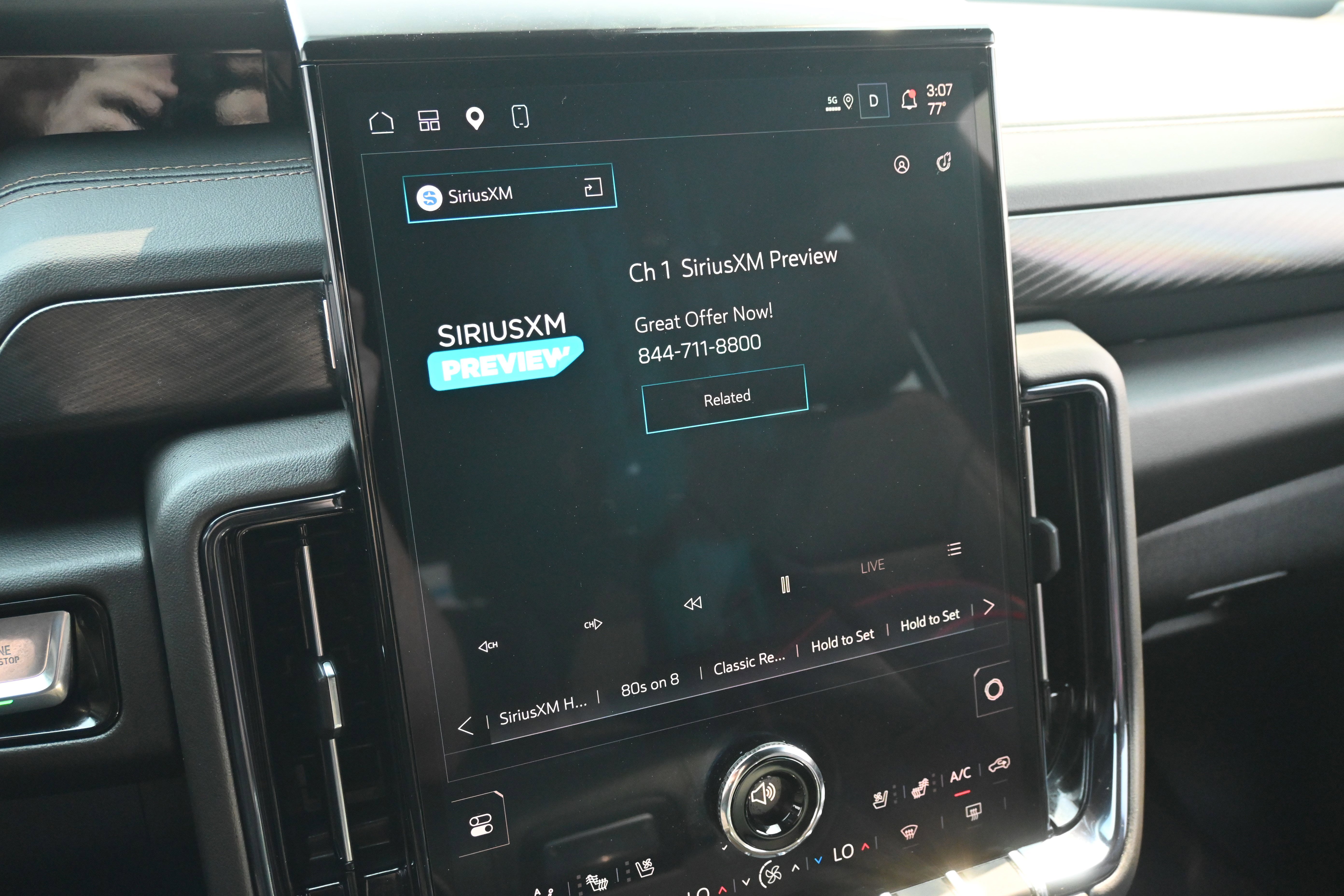 Used 2026 GMC Yukon XL AT4 image 38