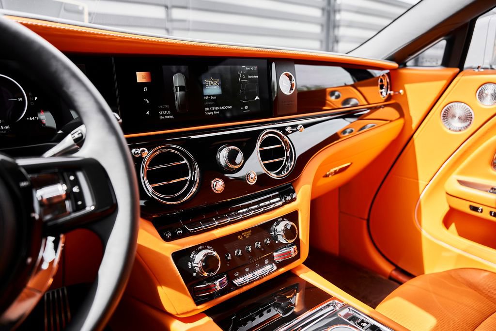 Used 2025 Rolls-Royce Spectre w/ Spectre Launch Package AWD/4WD image 55