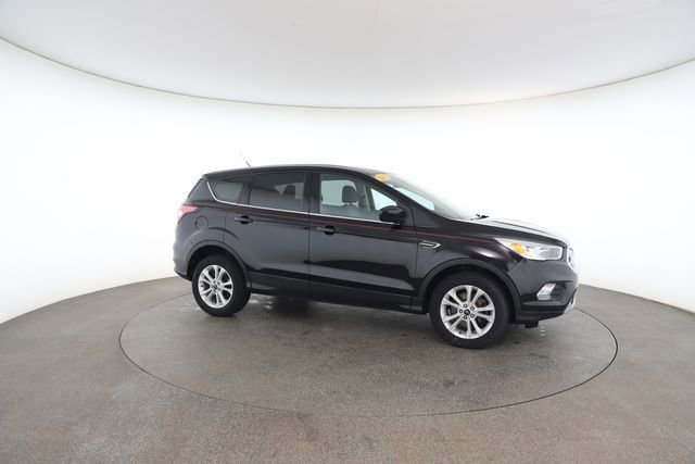 Used 2017 Ford Escape SE image 25
