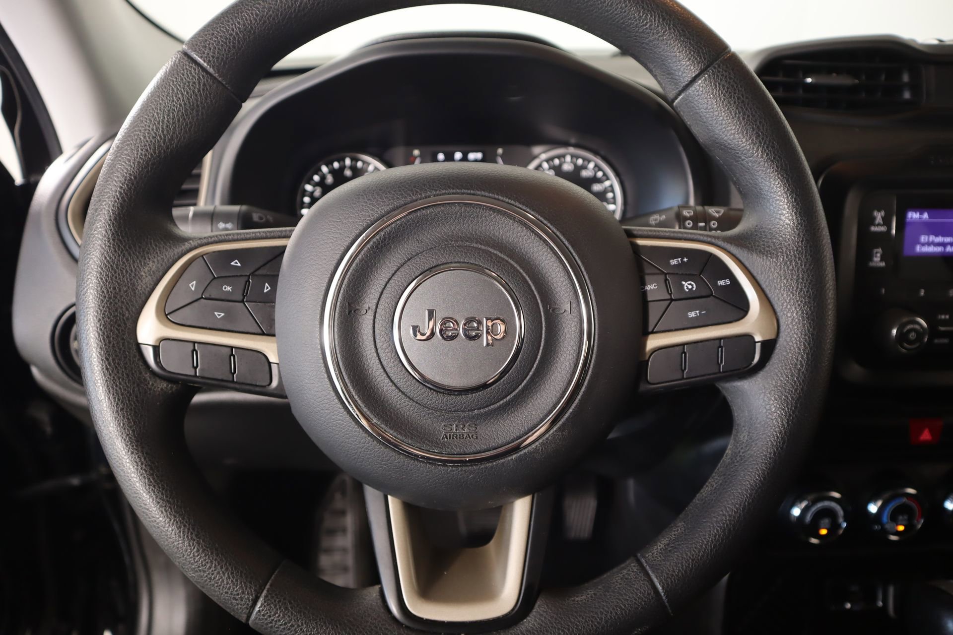 Used 2016 Jeep Renegade Sport w/ Power & Air Group image 3