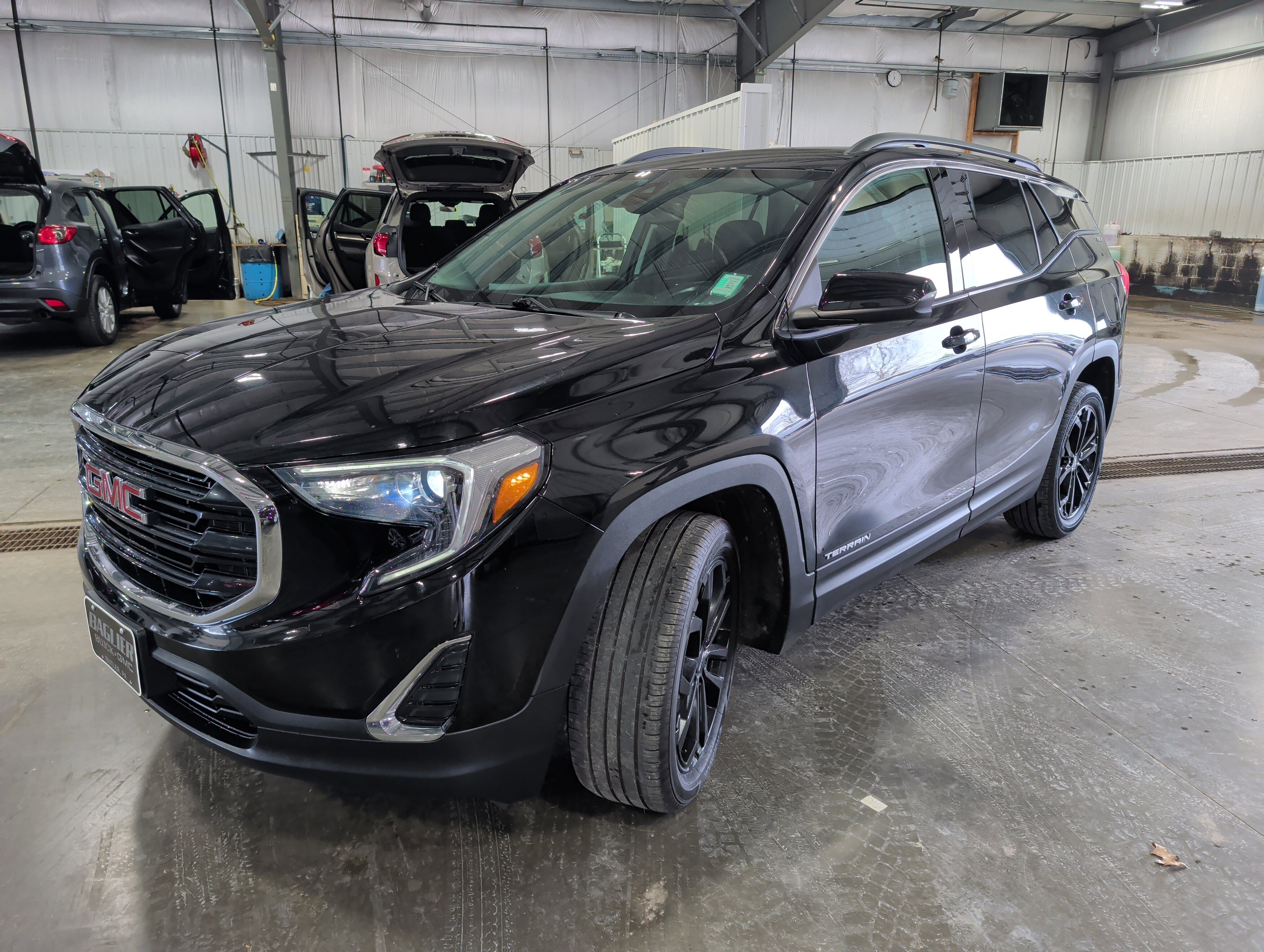 Used 2020 GMC Terrain SLE w/ Driver Convenience Package image 6