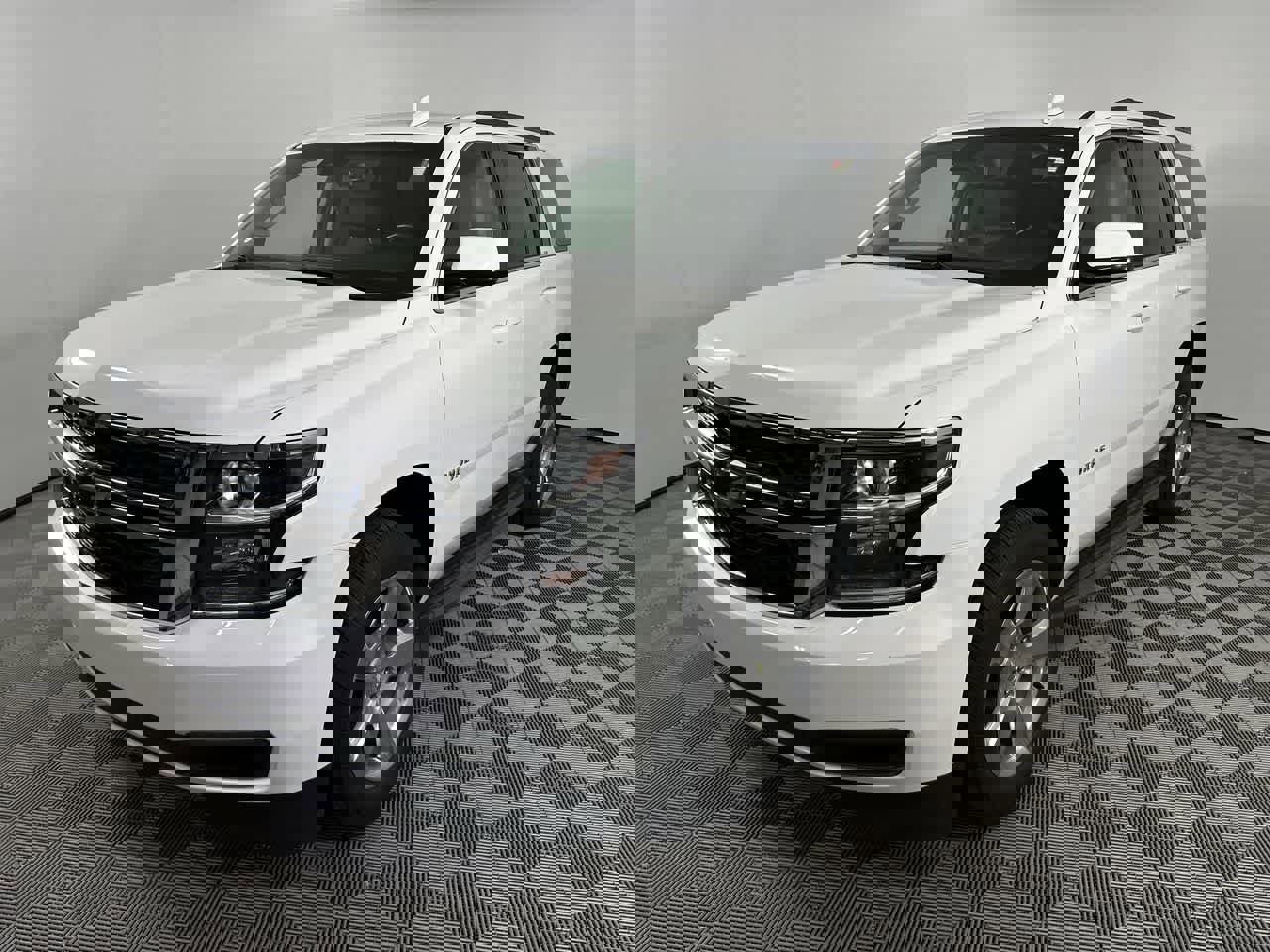 Used 2017 Chevrolet Tahoe LT image 4