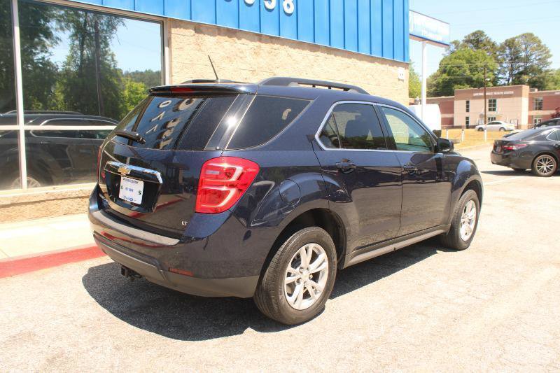 Used 2017 Chevrolet Equinox LT w/ Convenience Package AWD/4WD image 4