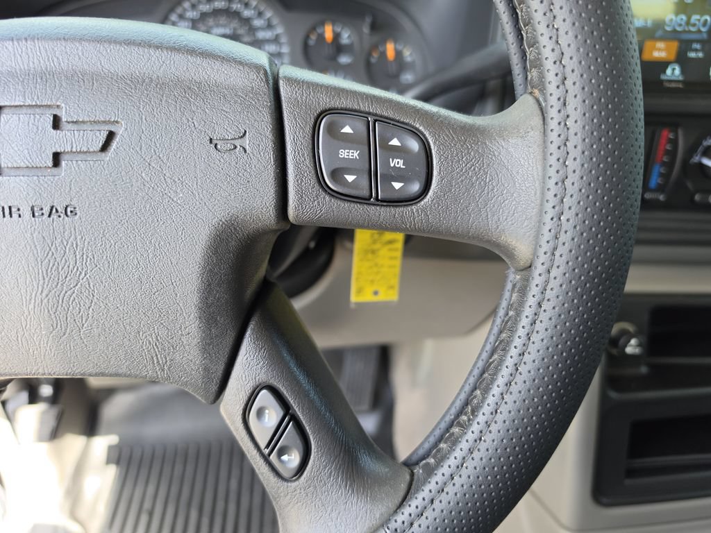 Used 2003 Chevrolet Tahoe LS AWD/4WD image 28