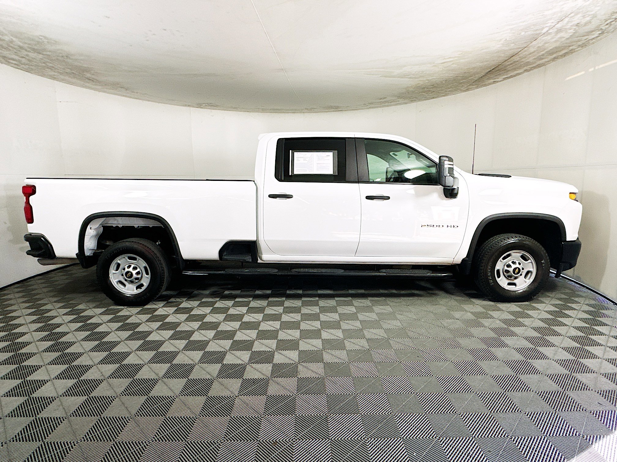 Used 2023 Chevrolet Silverado 2500 W/T w/ WT Convenience Package image 2