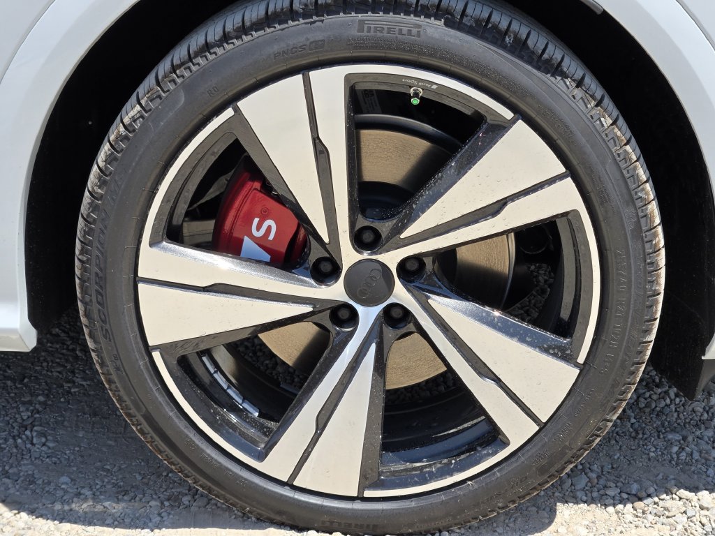 New 2026 Audi SQ5 Prestige AWD/4WD image 15
