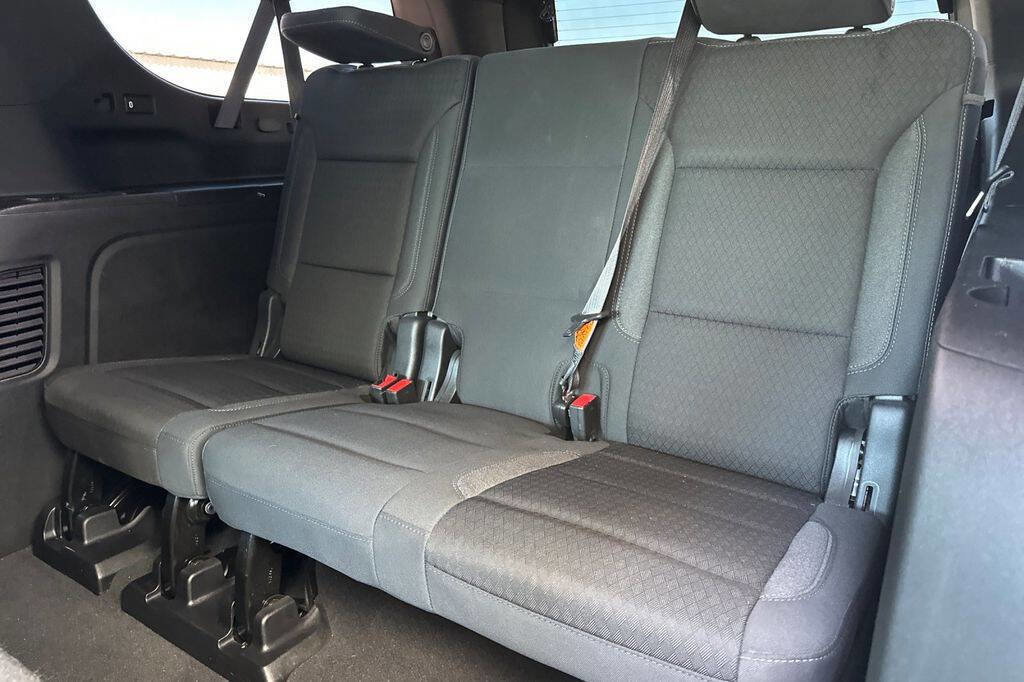 Used 2024 Chevrolet Suburban LS w/ Driver Alert Package image 15